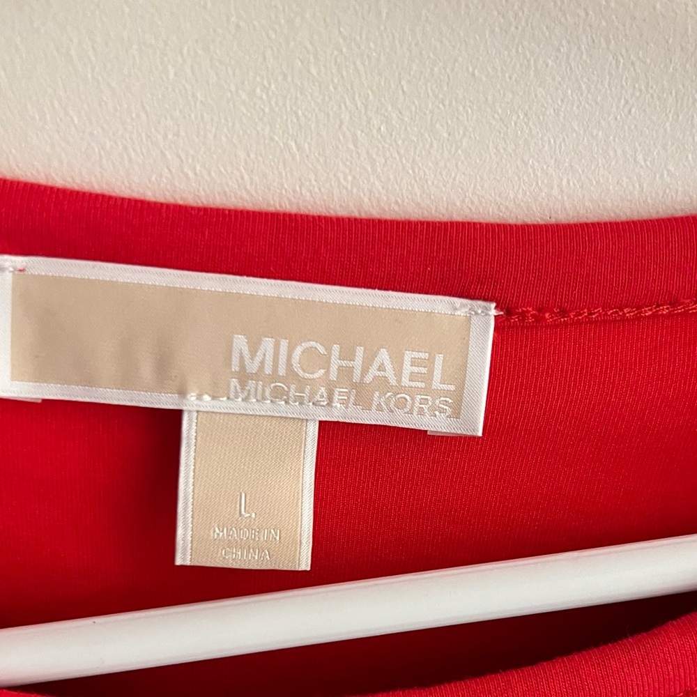 Michael Kors - Picture 2 of 3